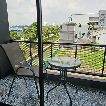 The Lantern Suites Ban Song Hong Extérieur photo