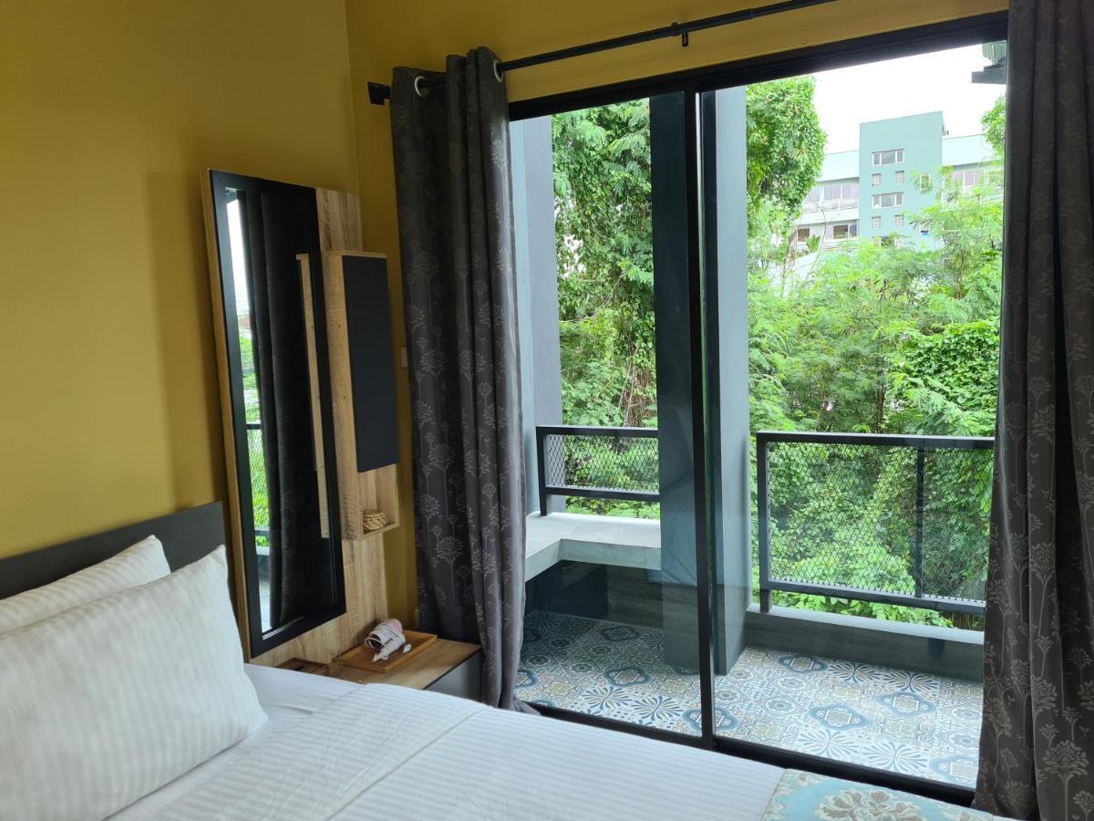 The Lantern Suites Ban Song Hong Extérieur photo