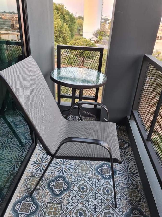 The Lantern Suites Ban Song Hong Extérieur photo