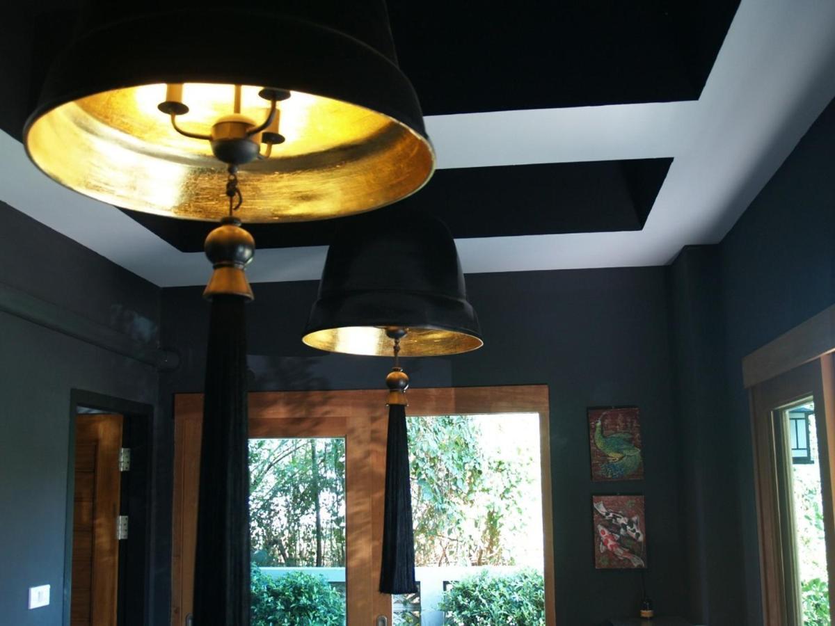 The Lantern Suites Ban Song Hong Extérieur photo