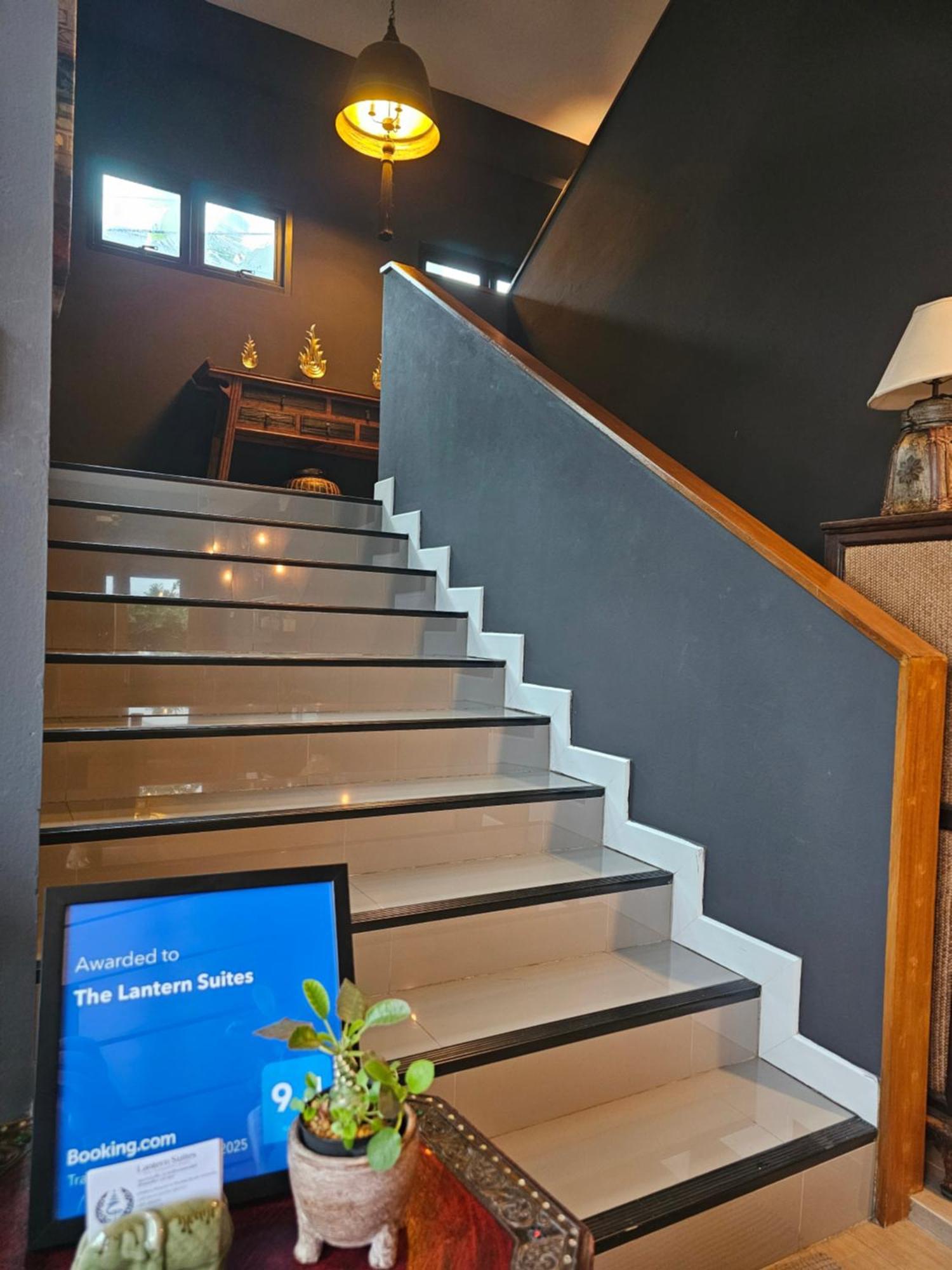 The Lantern Suites Ban Song Hong Extérieur photo