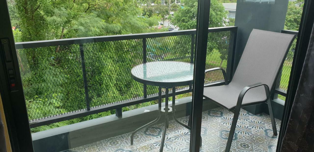The Lantern Suites Ban Song Hong Extérieur photo