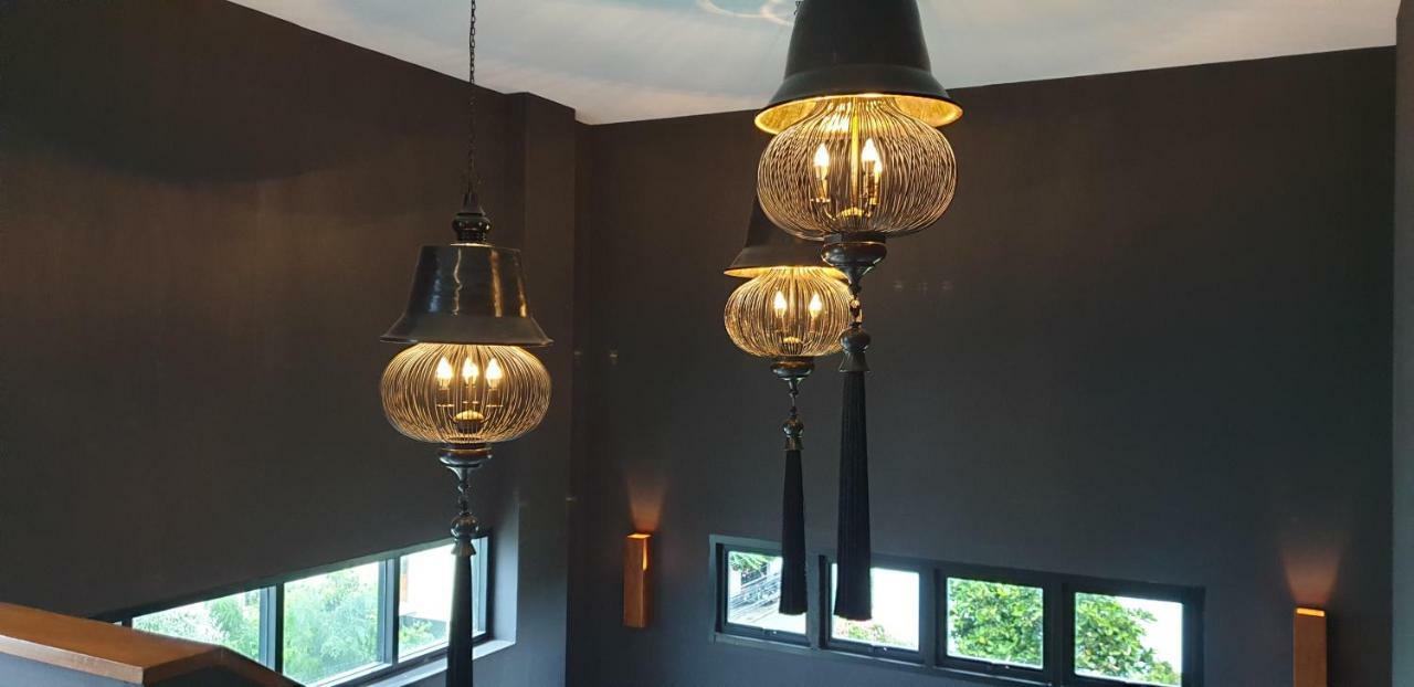 The Lantern Suites Ban Song Hong Extérieur photo